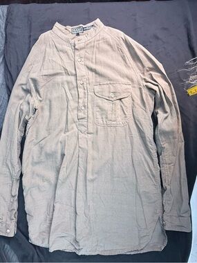 Vintage GANT Men's Beige Grandad Collar Button-Up Shirt